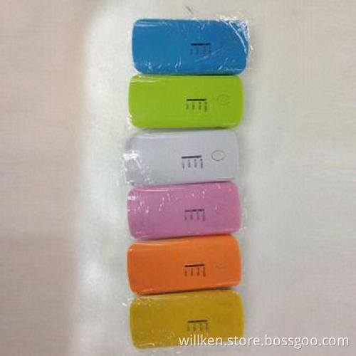 Mobile Power Bank with 5,600mAh for iPhone, Smart Mobile and MP3 Player
